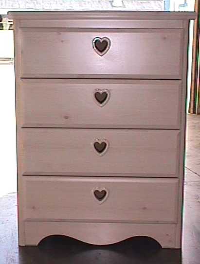 Sandberg Children's Dresser - Image 1