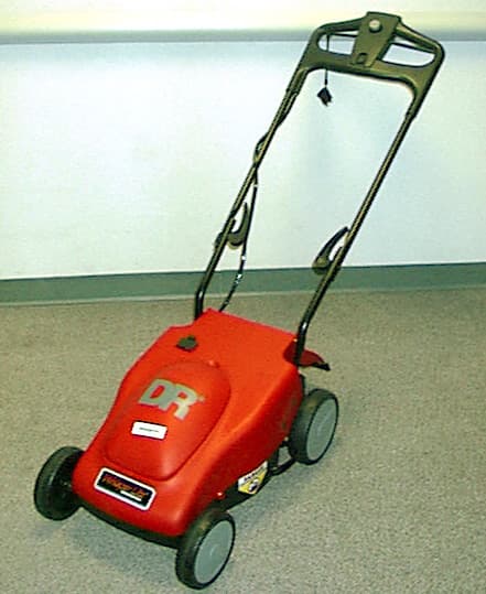 DR® Whisperlite® lawnmower - Image 1