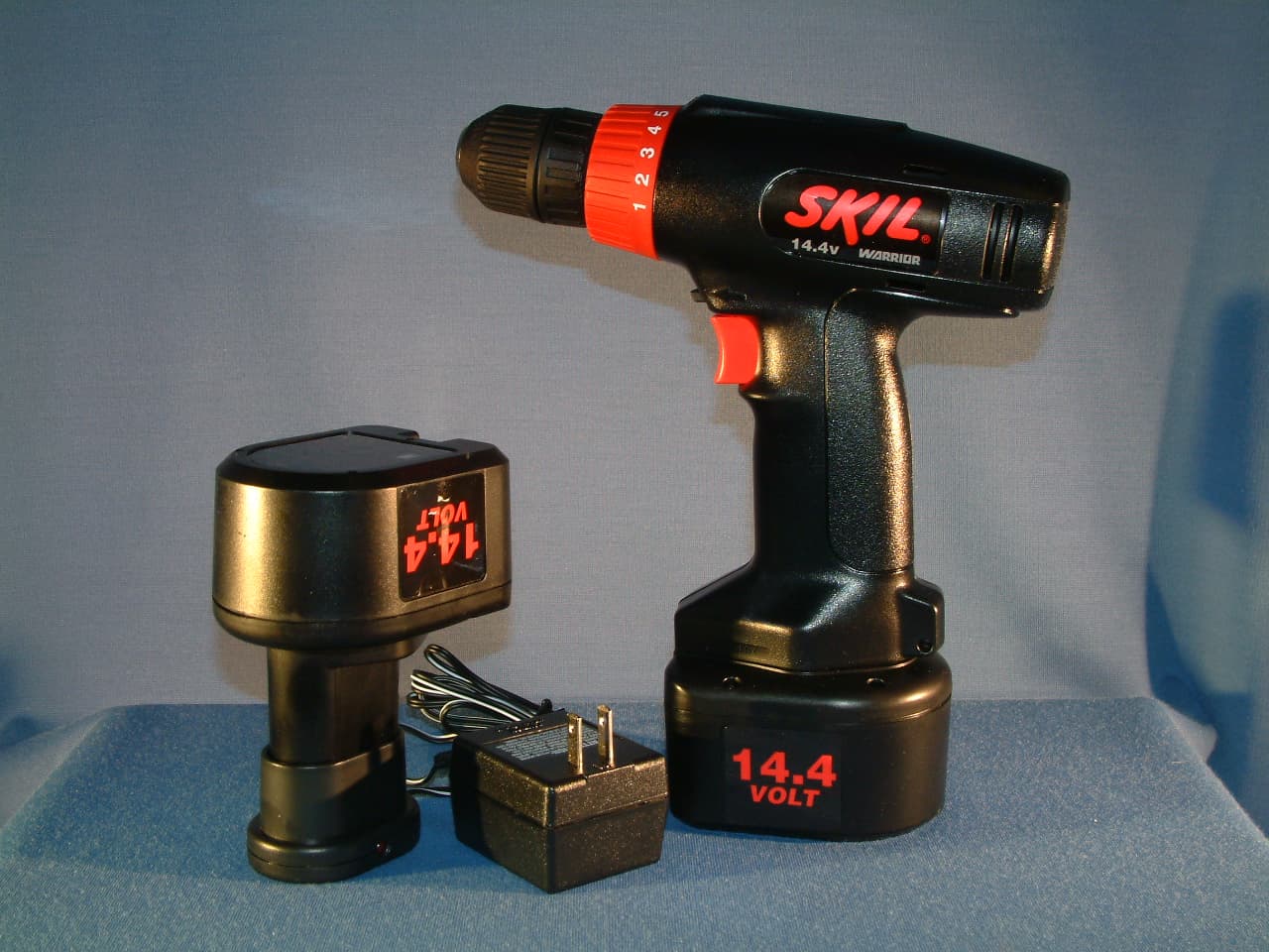 Skil® Warrior drill battery chargers - Image 1