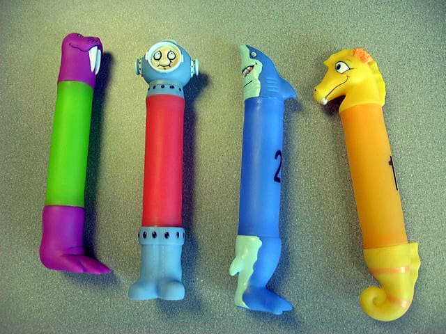 Swimways Corp Dive Sticks - Image 1