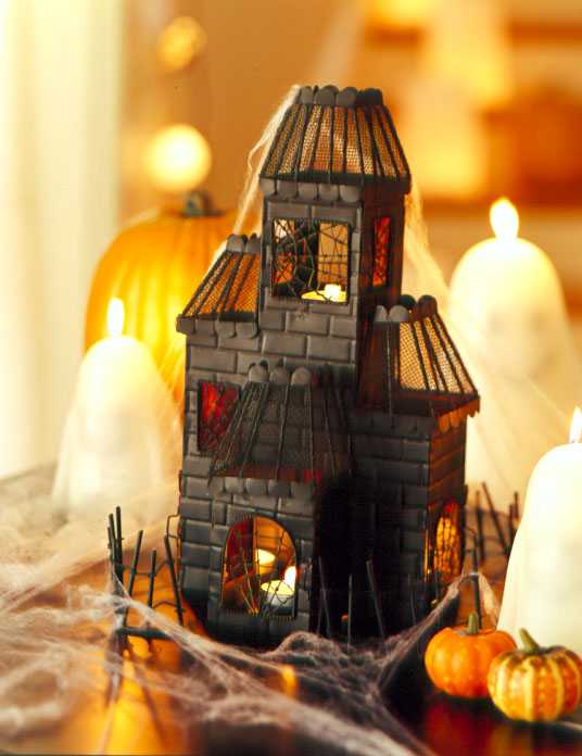 Halloween House Tea Light Holder - Image 1