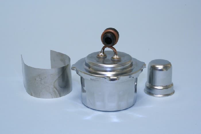Metal Alcohol Burners (used in scientific experiments) - Image 1