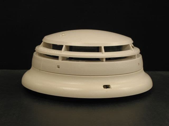Tyco Fire & Security Smoke Detectors - Image 1