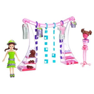 Various Polly Pocket dolls and accessories with magnets - Image 5