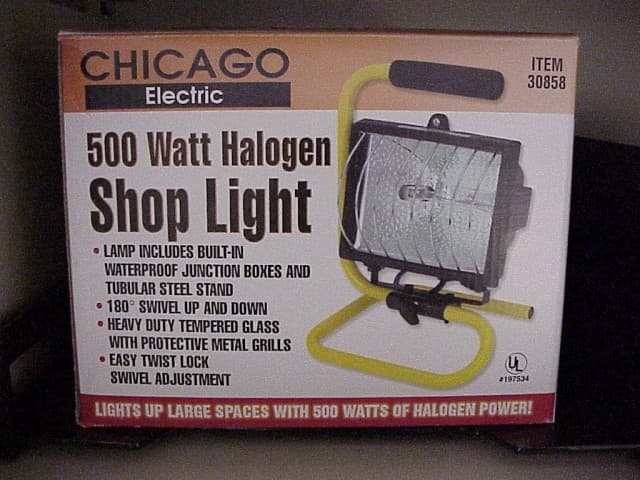 Chicago Electric Halogen Work Lights - Image 3