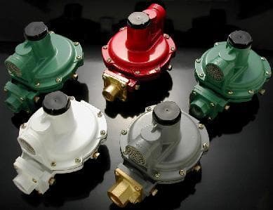 Model HSR natural gas regulators and various models of LP-gas regulators - Image 4