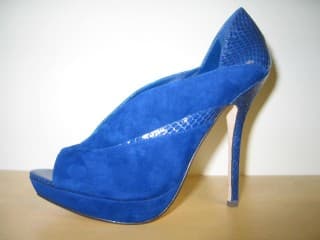Women's Sample Shoes - Image 2