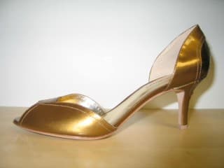 Women's Sample Shoes - Image 3