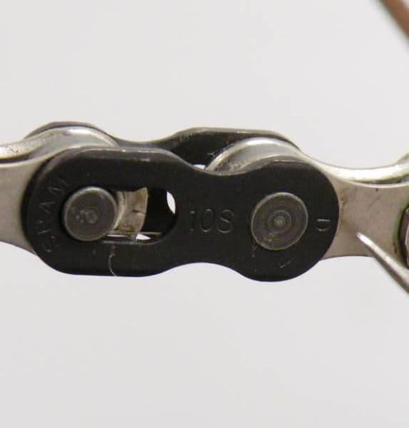 10-Speed SRAM Bicycle Chains with PowerLock connector links - Image 3
