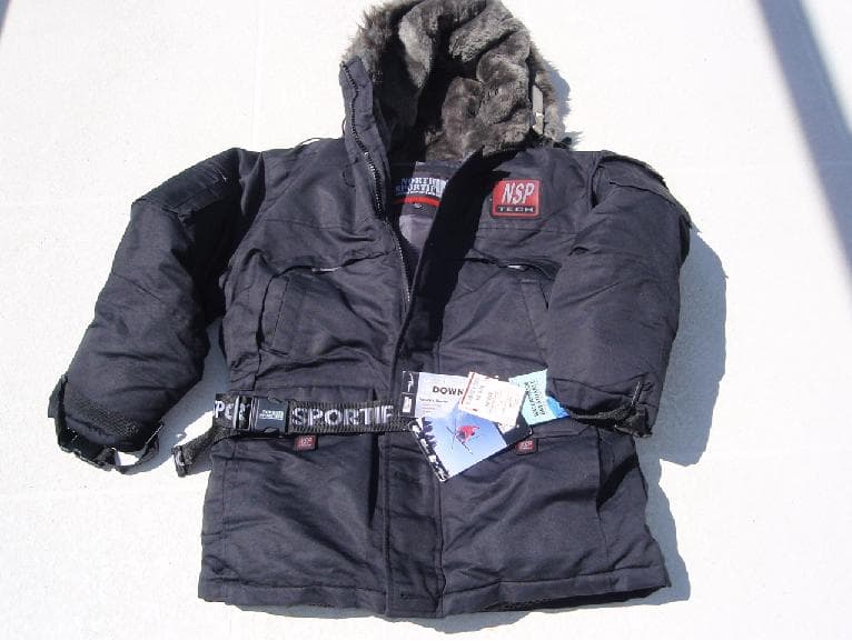 North-Sportif Hooded Jackets and Reversible Vests - Image 1