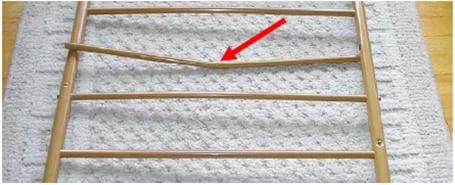 Simplicity full-size cribs with tubular metal mattress-support frames - Image 3