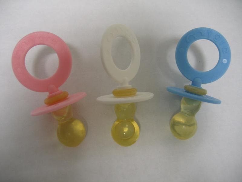 Kariño Baby Pacifiers - Image 1