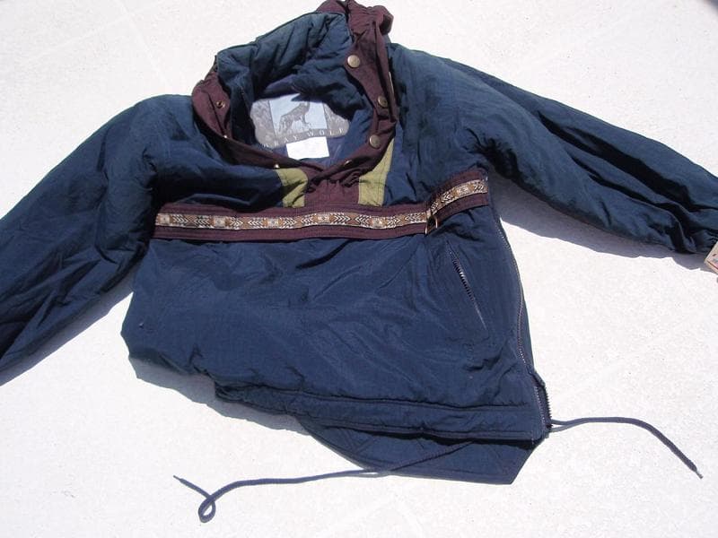 Hooded Jackets and Sweatshirts - Image 9