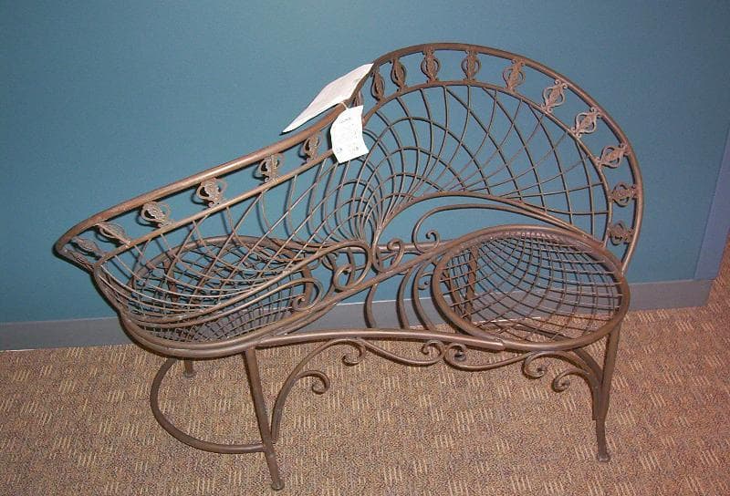 Iron Lover's benches - Image 1