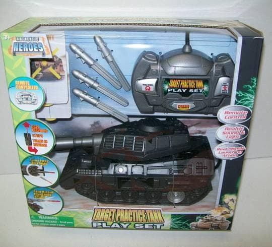 Remote-controlled toy tanks - Image 1