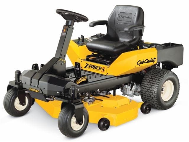 Cub Cadet riding lawn mowers - Image 4