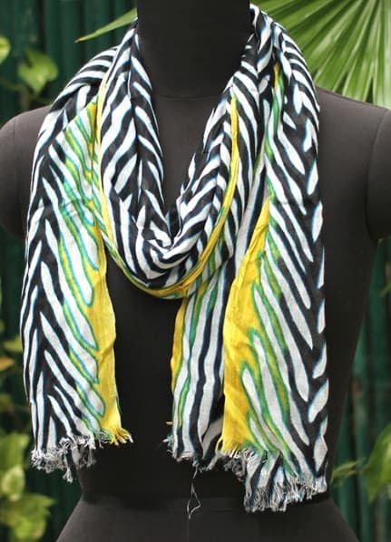 Women's scarves - Image 4