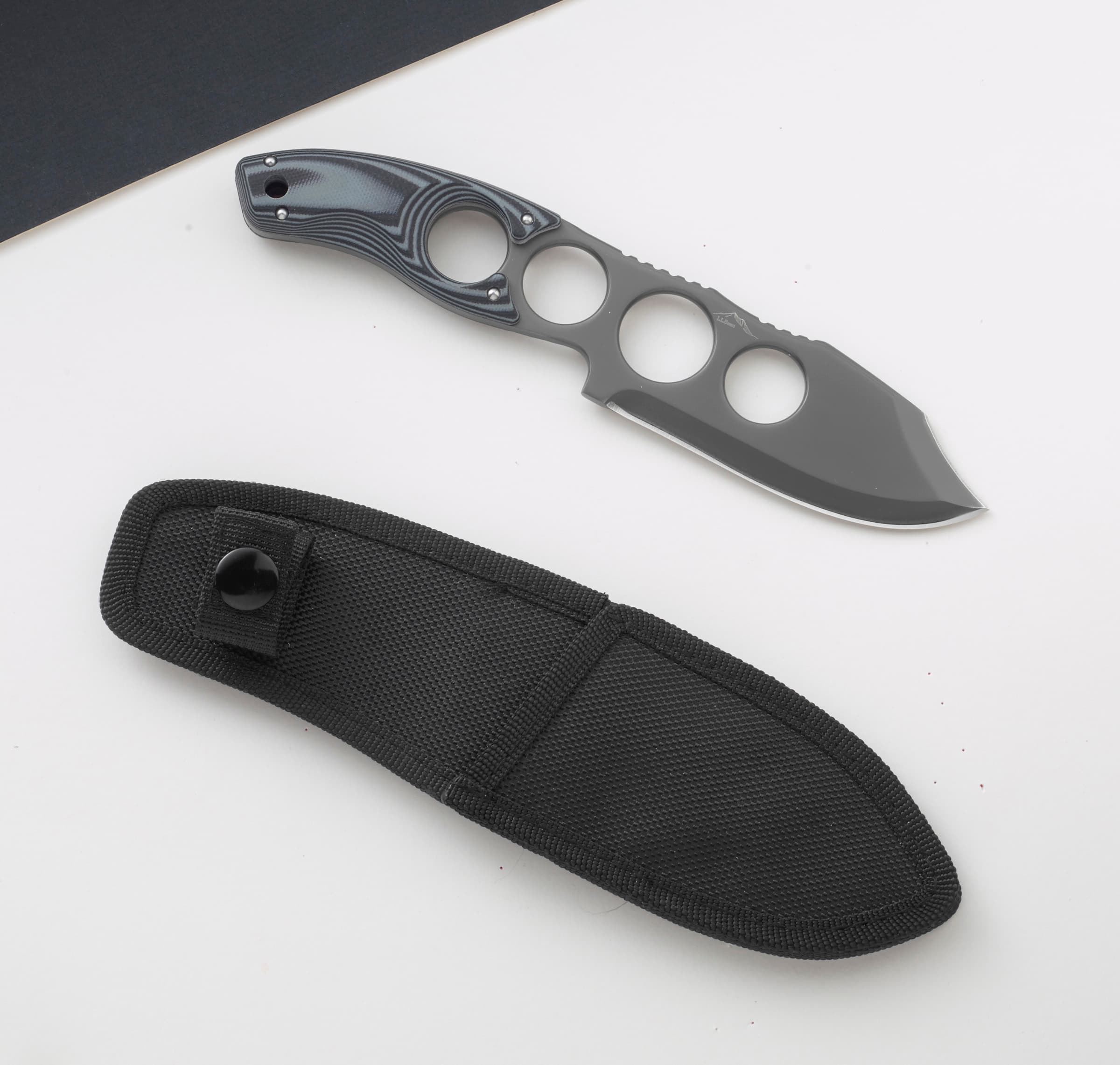 Hunting Knives with Sheath - Image 1