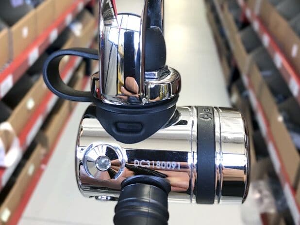Oceanic and Hollis scuba diving regulators - Image 12