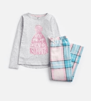 Children's pajamas and robes - Image 36