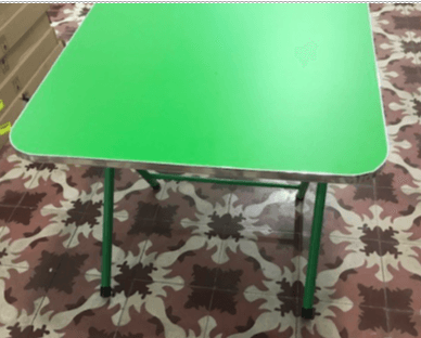 Children's Desks and Chairs - Image 3