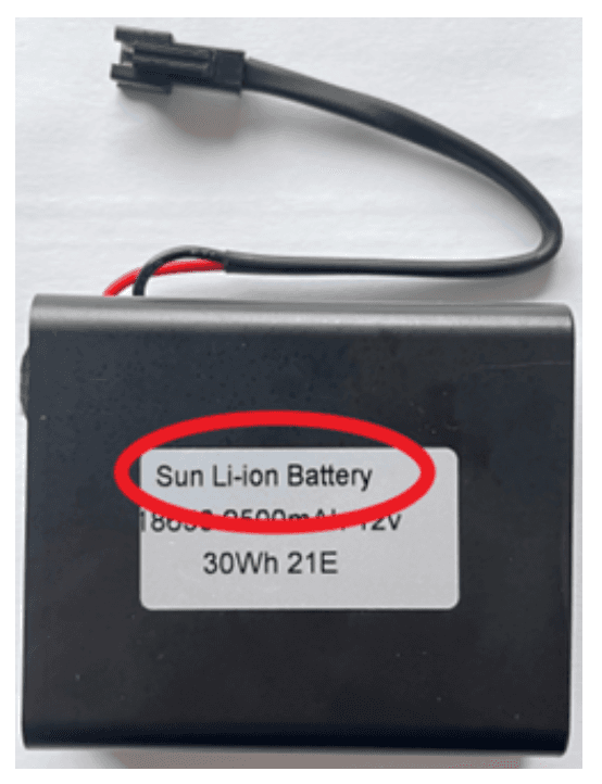 Battery packs and replacement batteries on XS Series Pulsators, Swimmers, Crazy Kicker, and Flasher motion decoys used for waterfowl hunting - Image 5