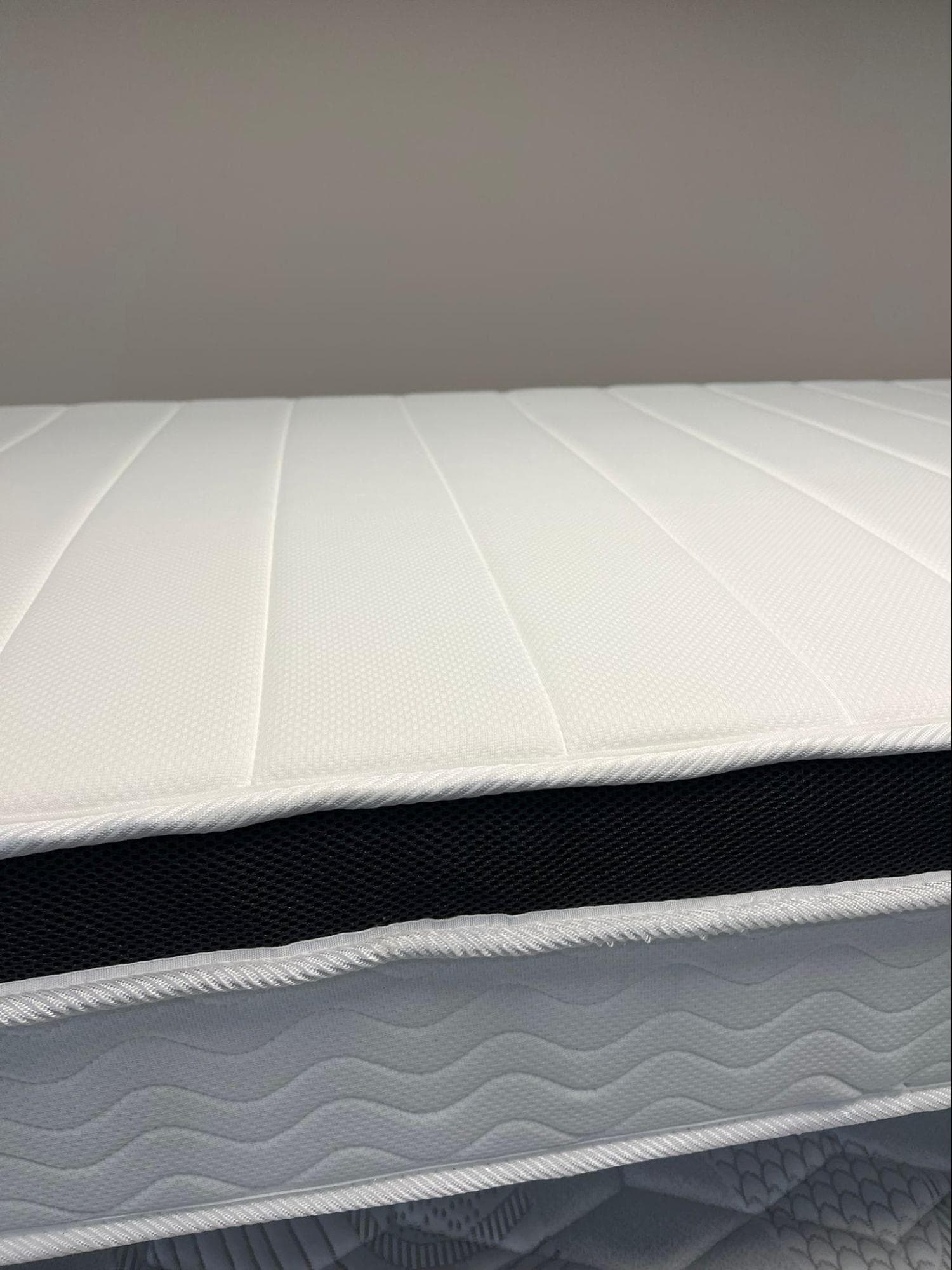 Nap Queen 12-inch Maxima Hybrid Mattress - Image 2