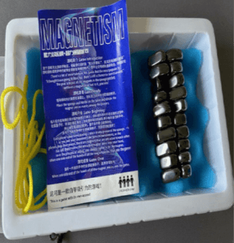 1 Set Puzzle "Magnetic", "Magnetism", or "Magnetism Intelligence Strategy Game" Magnetic Battle Chess Games - Image 3