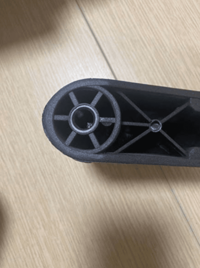 Amazon Basics Executive Desk Chairs - Image 4