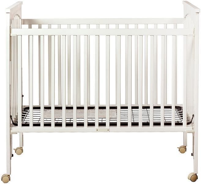 Bassettbaby drop-side cribs with external plastic hardware - Image 2