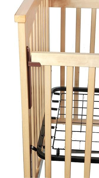 Bassettbaby drop-side cribs with external plastic hardware - Image 4