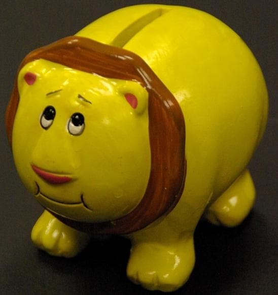 Ceramic piggy and lion banks - Image 2