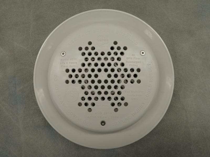 Pool and spa drain covers - Image 1