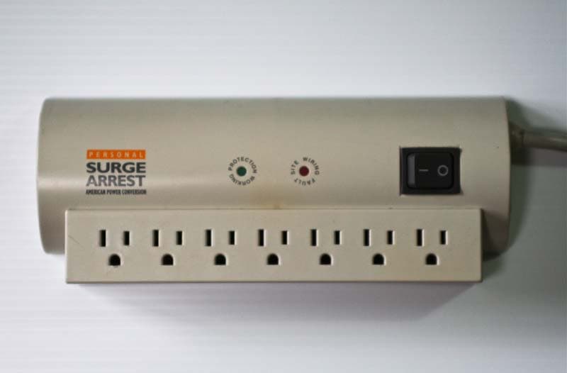 APC SurgeArrest surge protectors - Image 1