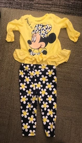 Children's clothing sets - Image 1