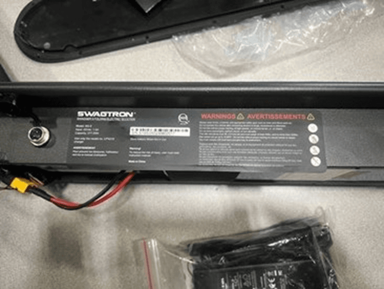 Swagtron SG-5 Swagger 5 Boost Commuter Electric Scooters - Image 5