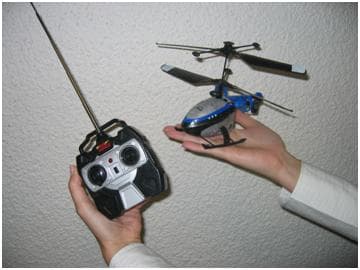 Helix Remote Control Micro Helicopter - Image 1