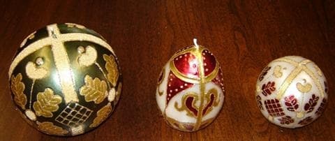 Round and Egg-Shaped Decorative Candles - Image 1