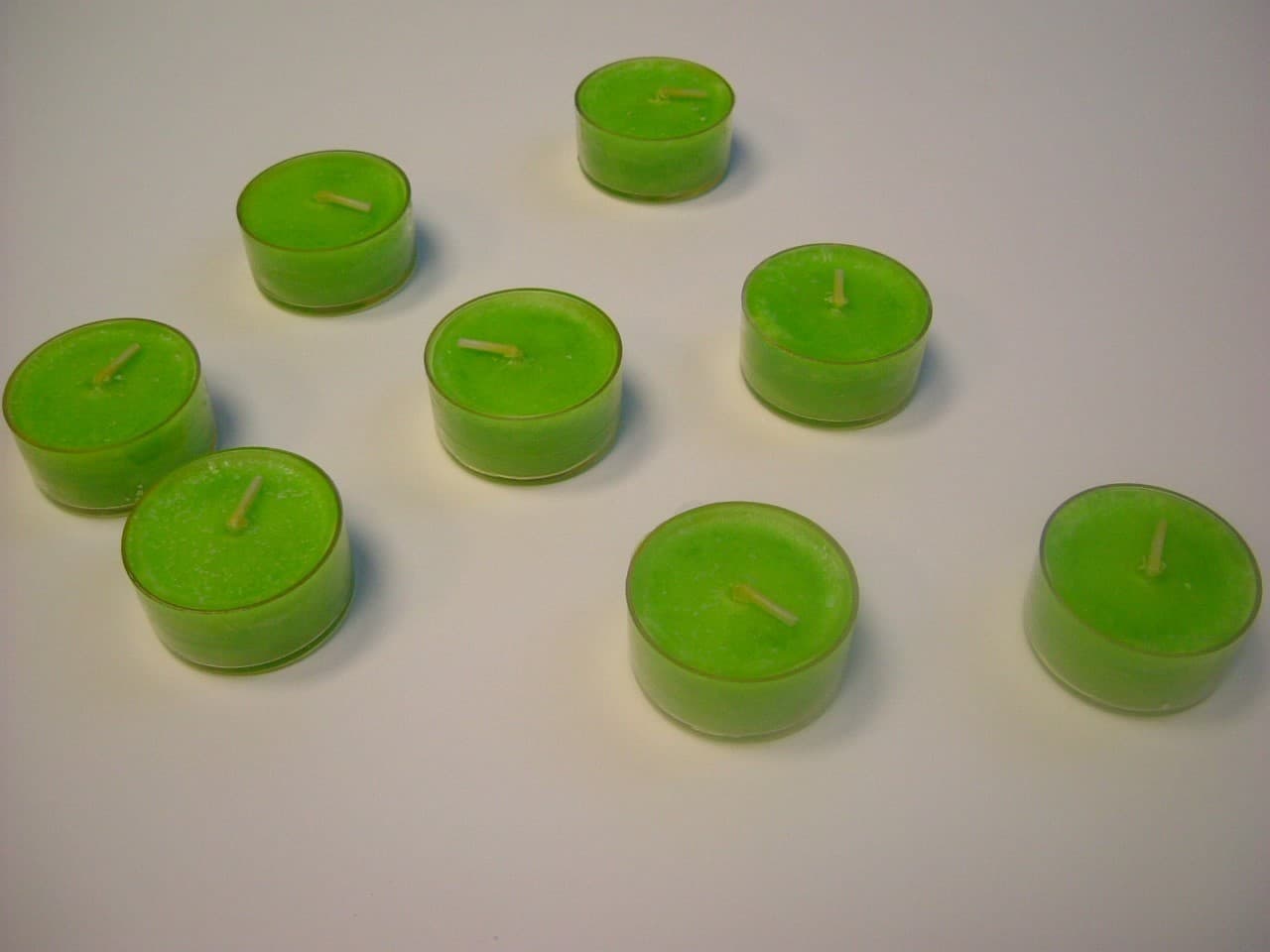 Fern Warm Comforts Tea Light Candles - Image 1
